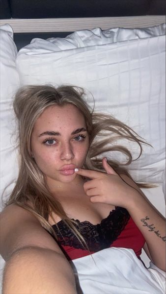 Rylee🌶️😋