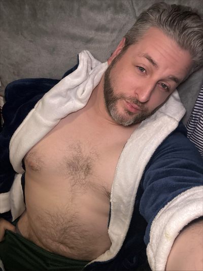 PaulyJr profile photo 2