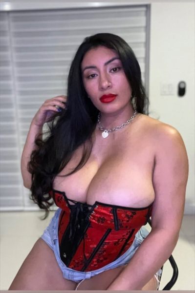 Selena Adams profile photo 3
