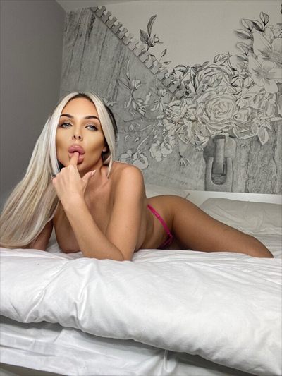 😈SEXTING,CUSTOMS,GFE😈 profile photo 2
