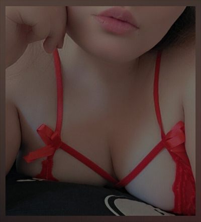 CurvyQueen