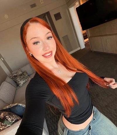Arietta Adams (Cinna Buns)