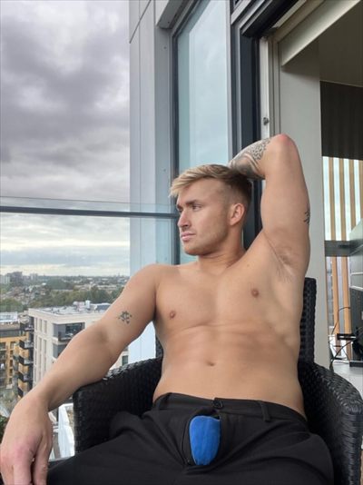 Oscar profile photo 2