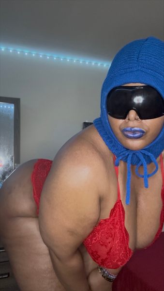 Bleu Thee Amazon