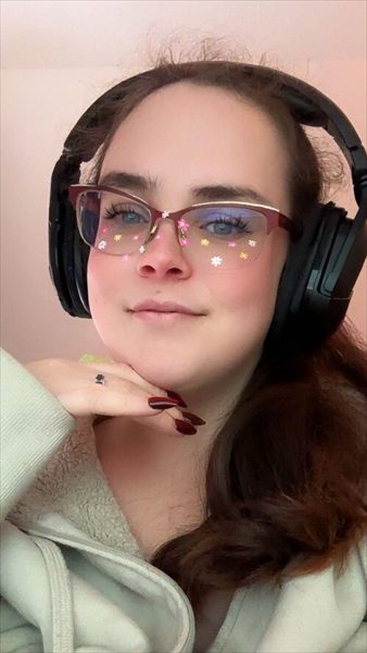 𝑀𝑜𝓂𝓂𝓎 𝐿𝑜𝒸𝓊𝓇𝒶𝓌𝑜𝓁𝒻 profile photo 2