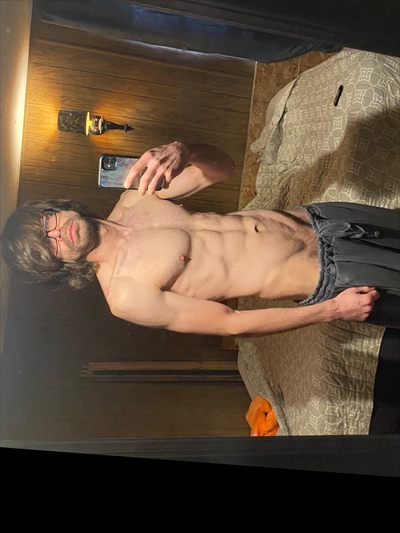 Tyler Holtrust profile photo 2