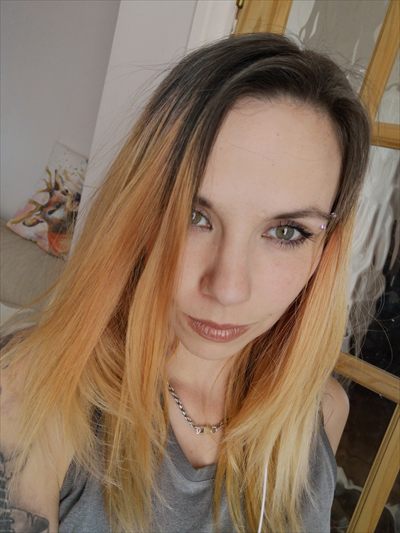 Aisling Rose profile photo 2