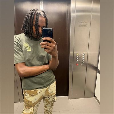 Handsome 🍫 profile photo 2