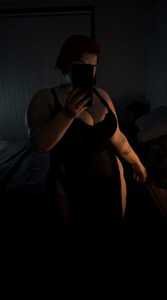 Ashley Blu