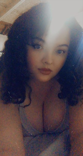 Jasmine Hurley profile photo 2