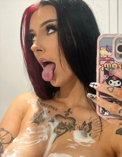 Nikki profile photo 3