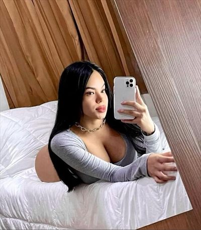 YourGirl 🐰 profile photo 3