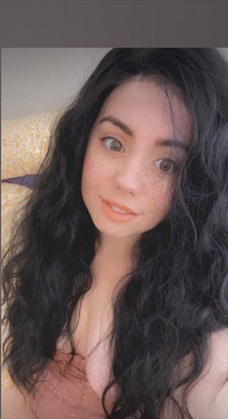 Pippa - beach bum era ☀️ profile photo 3