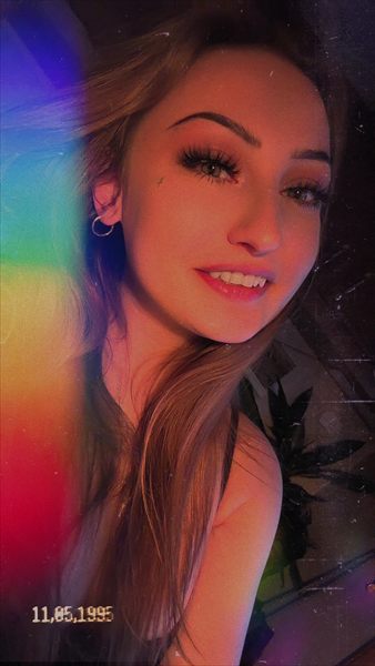 ⋆˖⁺‧₊☽  𝕃𝕦𝕟𝕒 ℝ𝕒𝕖  ☾₊‧⁺˖⋆