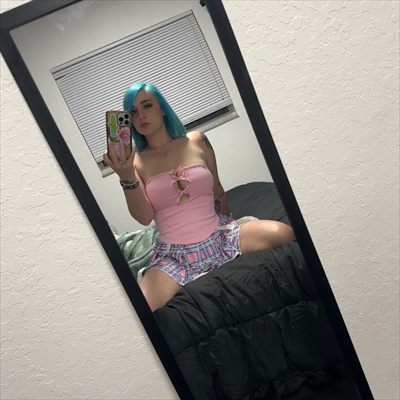 Chloee Mae