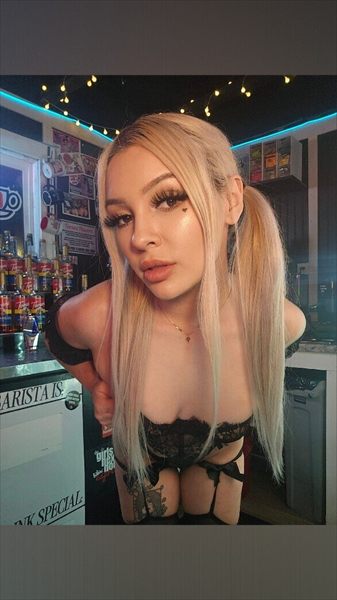 💖 Your Magical Waifu profile photo 2
