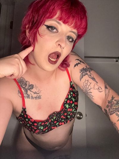 Mila Arnett FP profile photo 3