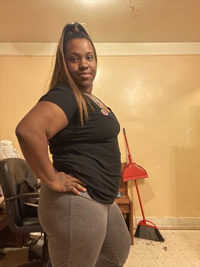 Layna H