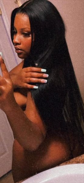 Tootsie🥵 profile photo 2