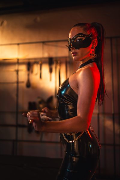 Maitresse Isadora