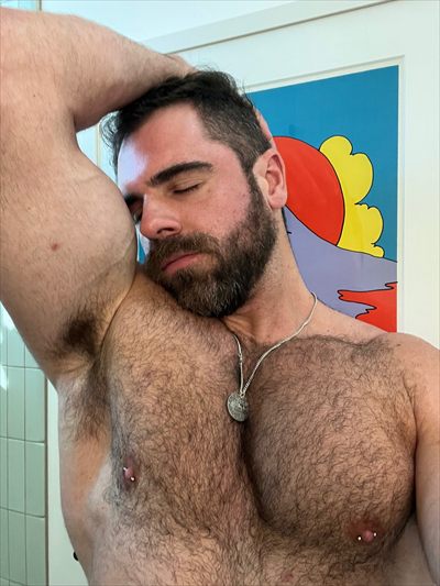 Hairy Muscle profile photo 2