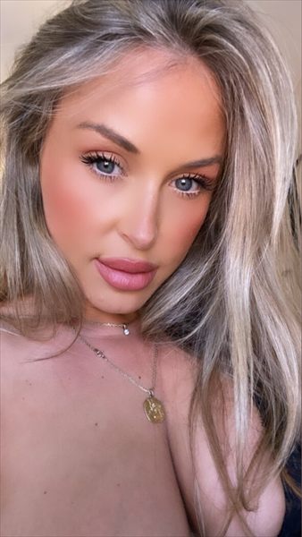 BLONDIEROSE 🇬🇧❤️