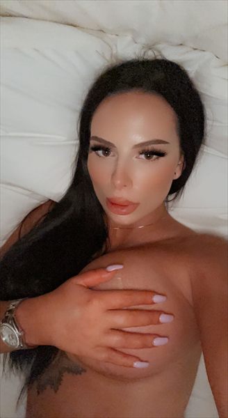 Victoria Violet