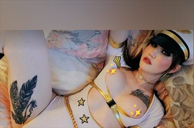 Lena Moon 🌙 profile photo 2
