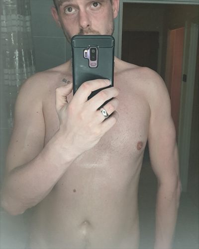 Naughtysideof profile photo 2